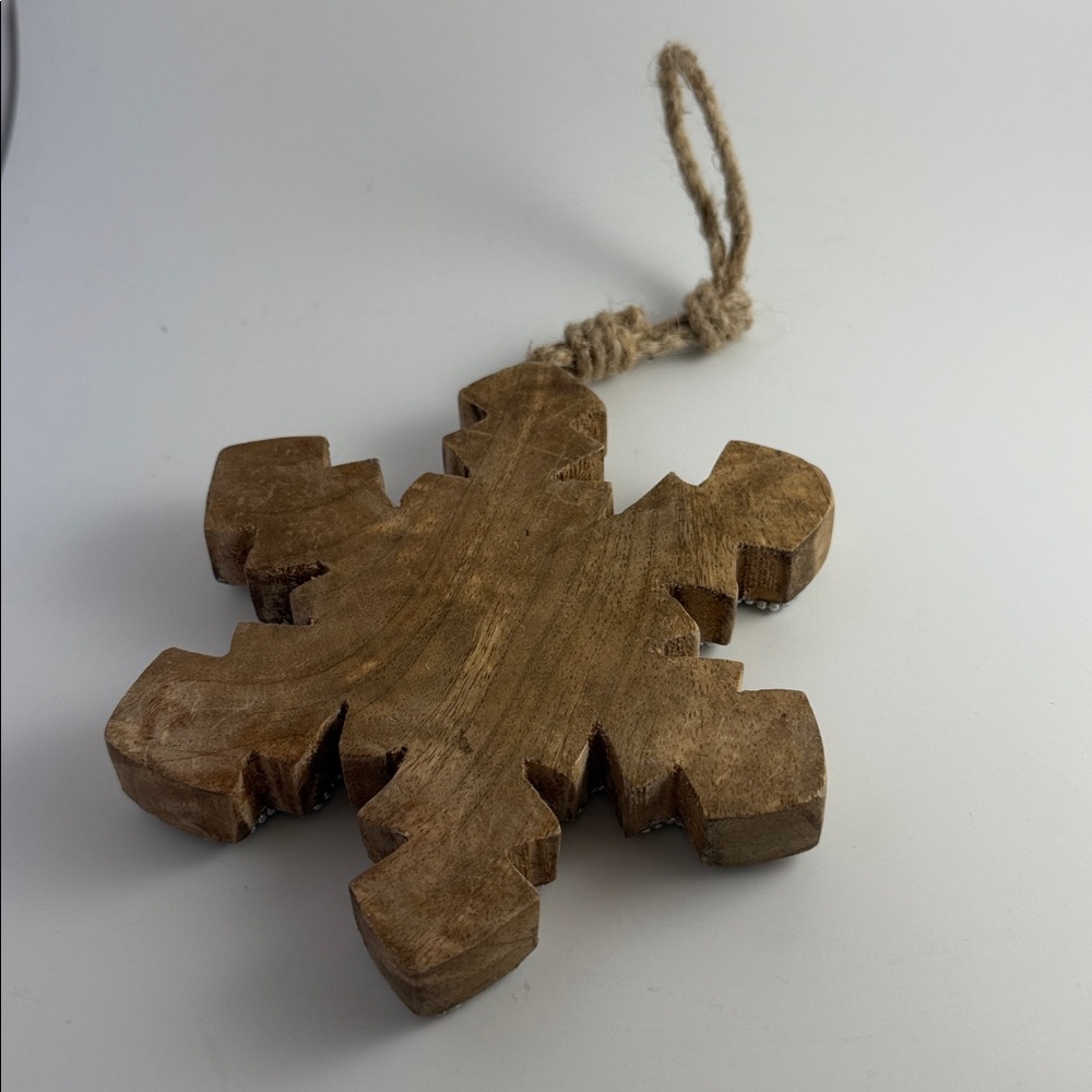 Wood Sequins Beads Snowflake Ornament - Picture 8 of 8